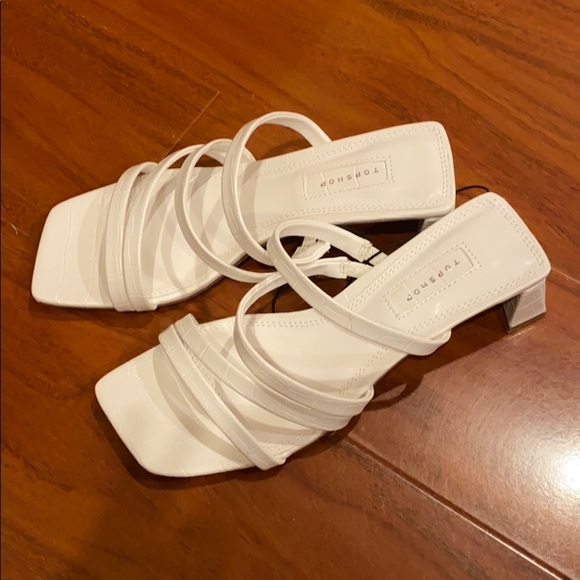 popular strappy sandals